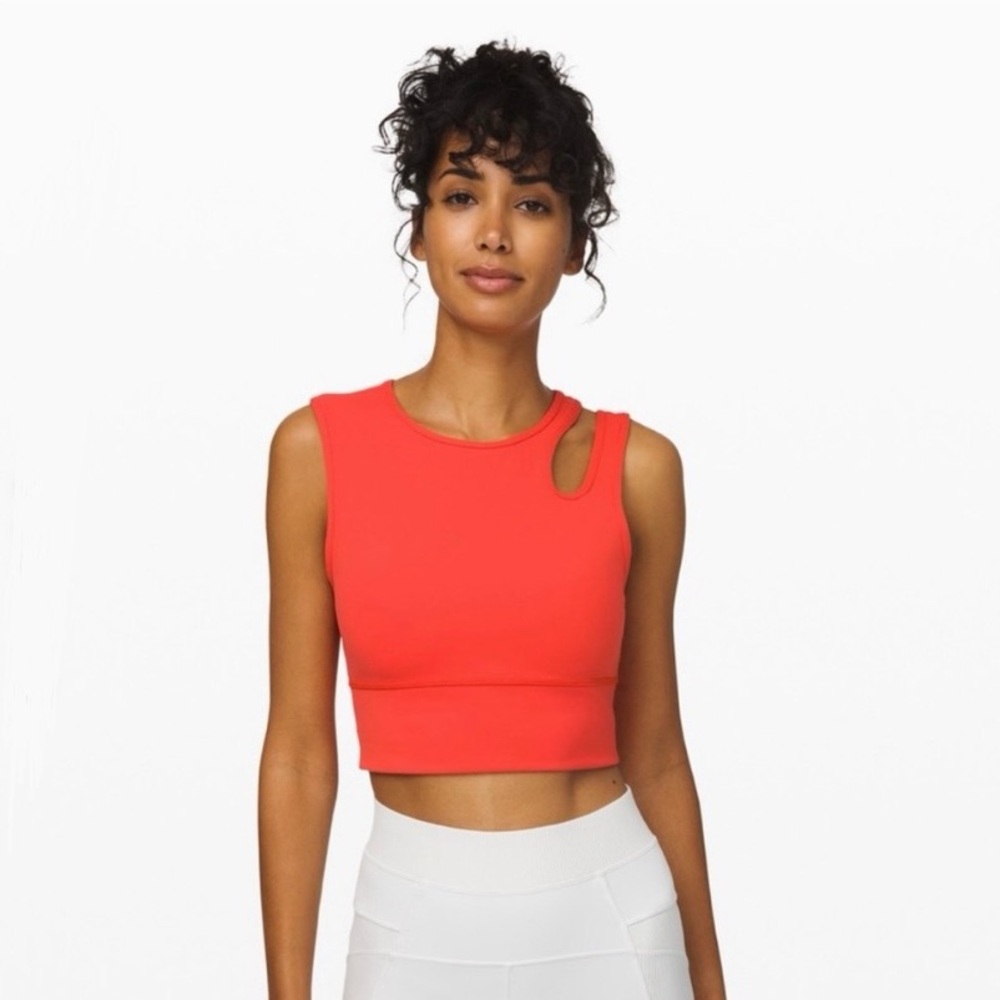 Lululemon Mastered Motion Cropped Tank Thermal Red | SIZE 8 like new condition